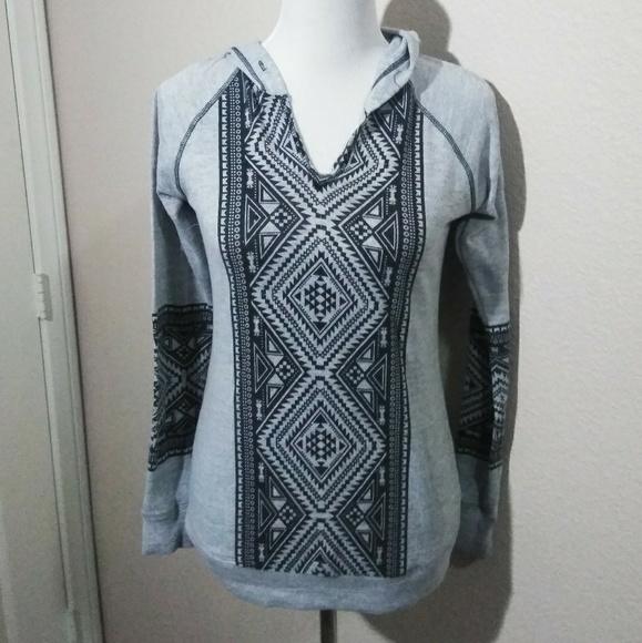 Socialite Tops - Socialite Medium Sweatshirt Hoodie